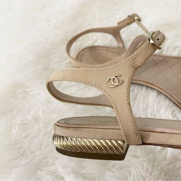 CHANEL Nude Sandal Flats Size 41.5 - Picture 11 of 15